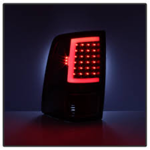 Xtune 9038488 Tail Light Assembly